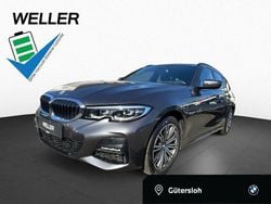 Mineralgrau (grau) Gebraucht 2022 BMW 330e M Sport Kombi | 31.450 € (Guter Preis)