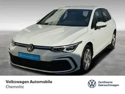 Pure white Gebraucht 2021 VW Golf VIII GTE Limousine | 23.350 € (Guter Preis)