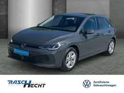 Delfingrau metallic Gebraucht 2024 VW Golf VIII Life Limousine | 23.990 € (Fairer Preis)