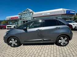 Polished metallic Gebraucht 2021 Honda Jazz Executive Kleinwagen | 18.990 € (Fairer Preis)
