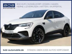 Kyanitweiß (weiß) Gebraucht 2024 Renault Arkana Bose Edition SUV | 31.444 € (Etwas zu teuer)