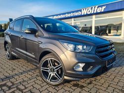 Grau Gebraucht 2018 Ford Kuga ST-Line SUV | 15.990 € (Superpreis)
