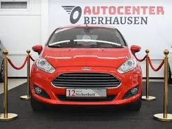 Rot Gebraucht 2014 Ford Fiesta Titanium Kleinwagen | 8.299 € (Fairer Preis)