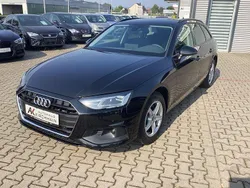 Schwarz Gebraucht 2023 Audi A4 Sport Kombi | 25.900 € (Fairer Preis)