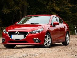 Rot Gebraucht 2016 Mazda 3 Center-Line Limousine | 9.200 € (Guter Preis)