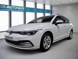 Weiß Gebraucht 2021 VW Golf VIII Life Kombi | 18.990 € (Guter Preis)