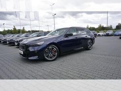 Blau (bmw individual tansanitblau) Gebraucht 2024 BMW i5 Comfort Edition Limousine | 78.870 €