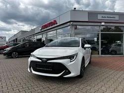 Super white 2 Gebraucht 2022 Toyota Corolla Comfort Kleinwagen | 17.900 € (Superpreis)