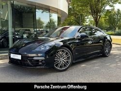 Tiefschwarzmetallic Gebraucht 2023 Porsche Panamera Turbo S Limousine | 148.870 € (Teuer)