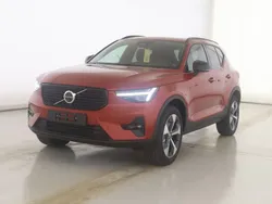 Fusion red / metallic Gebraucht 2024 Volvo XC40 Plus SUV | 36.890 € (Fairer Preis)
