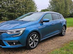 Blau Gebraucht 2016 Renault Mégane GrandTour Kombi | 8.500 € (Etwas zu teuer)