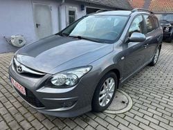 Grau Gebraucht 2012 Hyundai i30 Kombi | 3.990 € (Superpreis)