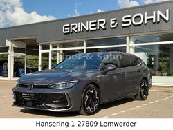 Grau Gebraucht 2024 VW Passat R-line Kombi | 41.950 € (Superpreis)