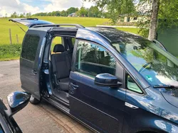 Blau Gebraucht 2018 VW Caddy Maxi Van / Kleinbus | 17.150 € (Fairer Preis)