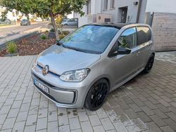 Grau Gebraucht 2022 VW e-up! Kleinwagen | 15.690 € (Fairer Preis)
