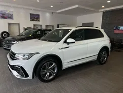 Weiß Gebraucht 2022 VW Tiguan R-line SUV | 28.985 € (Fairer Preis)