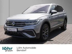 Silber Gebraucht 2023 VW Tiguan Allspace Move SUV | 36.480 € (Guter Preis)