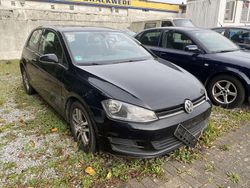 Schwarz Gebraucht 2013 VW Golf VII Trendline Kleinwagen | 3.999 € (Guter Preis)