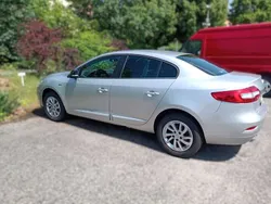 Silber Gebraucht 2016 Renault Fluence LIMITED Limousine | 7.250 €