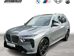 Grau Gebraucht 2024 BMW X7 M Sport SUV | 99.990 € (Superpreis)