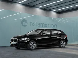 Schwarz Gebraucht 2022 BMW 118 Kleinwagen | 23.790 € (Fairer Preis)