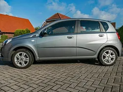 Grau metallic Gebraucht 2011 Chevrolet Aveo LT Kleinwagen | 5.800 € (Etwas zu teuer)