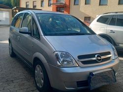 Silber Gebraucht 2005 Opel Meriva Van / Kleinbus | 1.500 € (Guter Preis)
