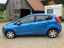 Blau Gebraucht 2012 Ford Fiesta Champions Edition Limousine | 3.800 €