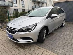 Silber Gebraucht 2016 Opel Astra Edition Kombi | 8.999 € (Fairer Preis)