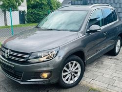 Grau Gebraucht 2011 VW Tiguan Sportline SUV | 10.899 € (Fairer Preis)