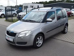 Silber Gebraucht 2009 Skoda Roomster Kombi | 5.550 € (Teuer)