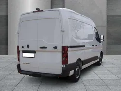 Mineralweiß Neu 2025 Renault Master Van | 38.095 € (Guter Preis)