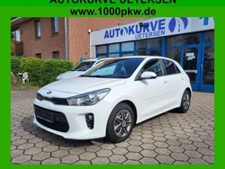 Weiß Gebraucht 2018 Kia Rio Limousine | 7.750 € (Fairer Preis)