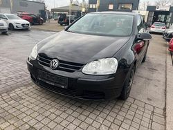 Schwarz Gebraucht 2004 VW Golf V Limousine | 2.500 € (Teuer)