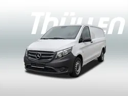 Weiß Gebraucht 2023 Mercedes Vito Van / Kleinbus | 22.980 €