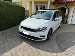 Weiß Gebraucht 2019 VW Golf Sportsvan Van / Kleinbus | 19.500 € (Etwas zu teuer)