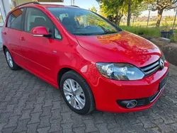 Rot Gebraucht 2013 VW Golf Plus Life Van / Kleinbus | 9.290 € (Fairer Preis)