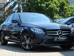 Schwarz Gebraucht 2020 Mercedes C300 Limousine | 33.999 € (Guter Preis)