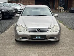 Cubanitsilber metallic Gebraucht 2004 Mercedes C200 Coupé | 2.500 € (Guter Preis)