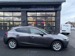 Grau Gebraucht 2018 Mazda 3 Exclusive-Line Limousine | 13.990 € (Etwas zu teuer)