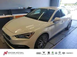 "nevada" weiss Gebraucht 2021 Seat Leon XCELLENCE Limousine | 21.630 € (Fairer Preis)