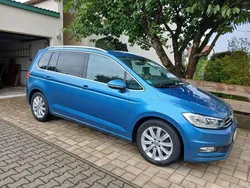 Blau Gebraucht 2018 VW Touran Van / Kleinbus | 17.900 € (Fairer Preis)