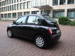 Schwarz Gebraucht 2010 Nissan Micra Kleinwagen | 2.100 €