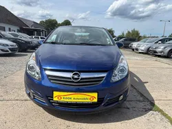 Blau Gebraucht 2009 Opel Corsa Innovation Limousine | 2.500 € (Fairer Preis)