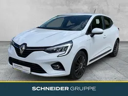 Weiß Gebraucht 2022 Renault Clio V Business Limousine | 12.690 € (Guter Preis)