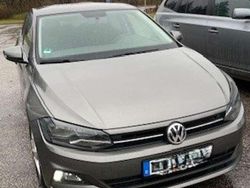 Grau Gebraucht 2018 VW Polo Comfortline Limousine | 7.990 € (Superpreis)