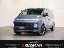 Olivine grey / met Gebraucht 2023 Hyundai Staria Signature Van | 41.178 € (Superpreis)