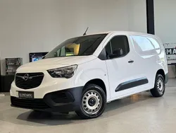 Weiß Gebraucht 2019 Opel Combo Selection Van / Kleinbus | 8.980 €