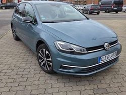 Grün Gebraucht 2019 VW Golf IQ Drive Limousine | 17.450 € (Guter Preis)
