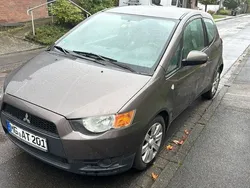 Braun Gebraucht 2011 Mitsubishi Colt Kleinwagen | 690 € (Guter Preis)